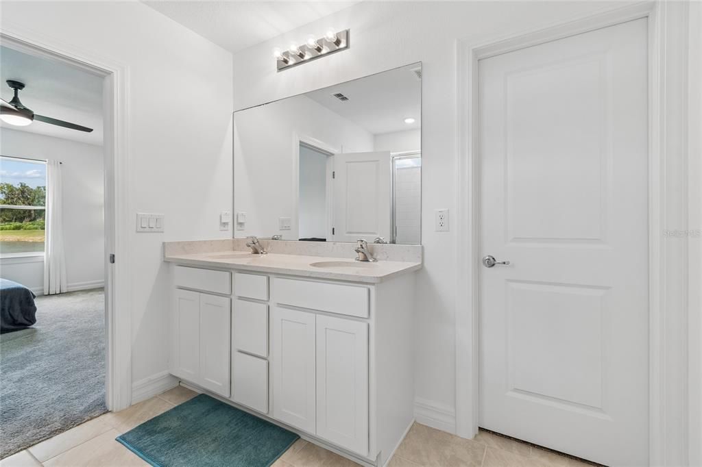 For Sale: $415,000 (4 beds, 2 baths, 1844 Square Feet)