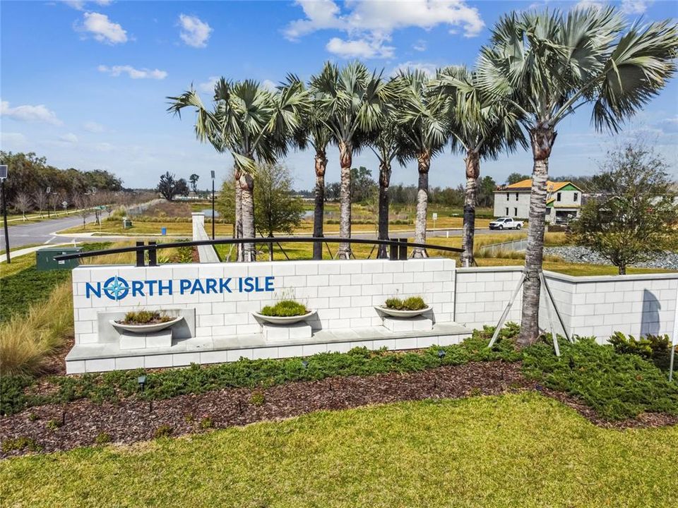 For Sale: $415,000 (4 beds, 2 baths, 1844 Square Feet)