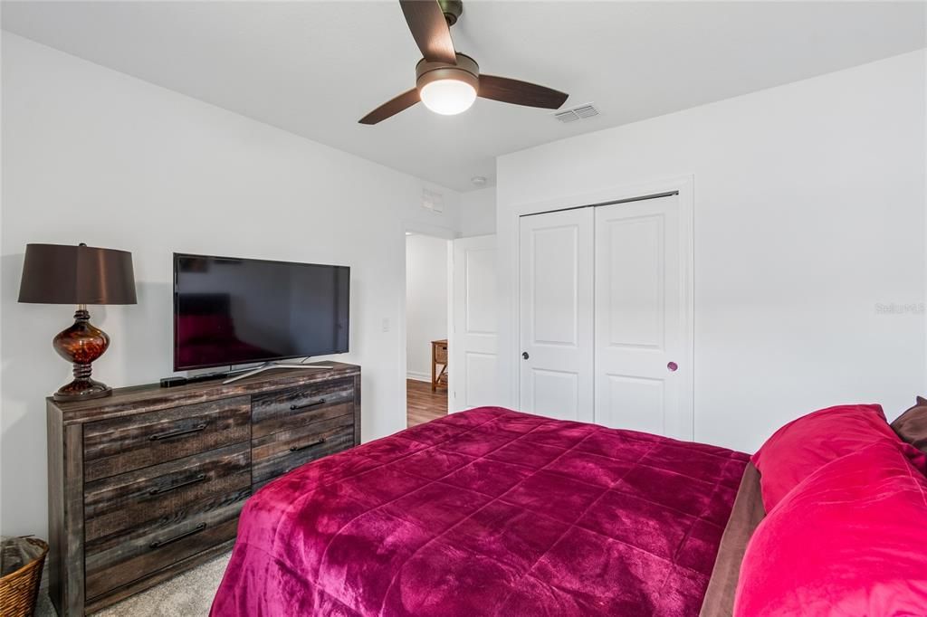 For Sale: $415,000 (4 beds, 2 baths, 1844 Square Feet)