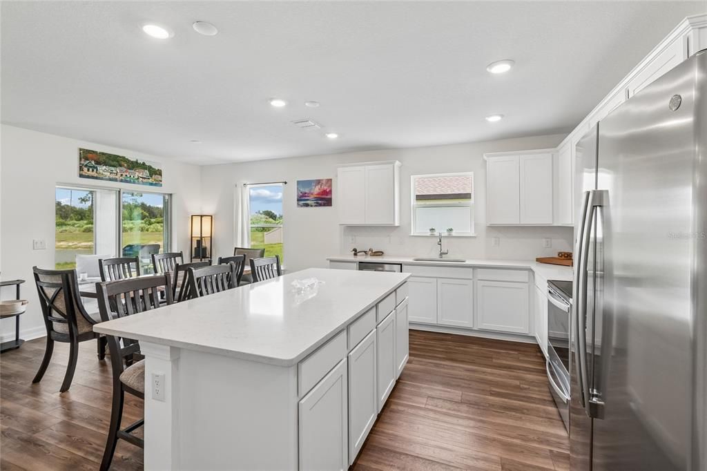 For Sale: $415,000 (4 beds, 2 baths, 1844 Square Feet)