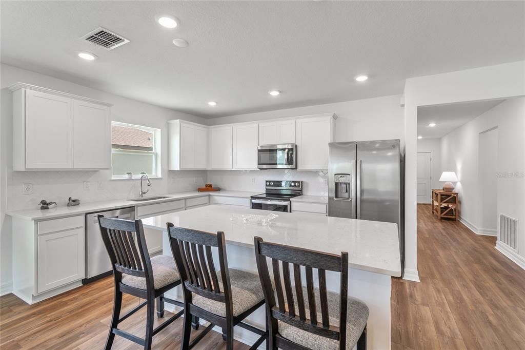 For Sale: $415,000 (4 beds, 2 baths, 1844 Square Feet)