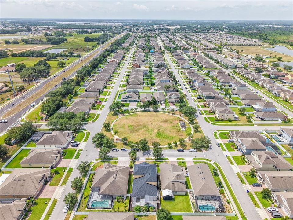 На продажу: $579,000 (5 спален, 3 ванн, 3426 Квадратных фут)
