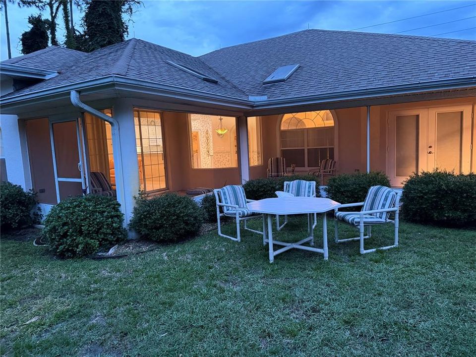 For Sale: $395,000 (3 beds, 2 baths, 2064 Square Feet)