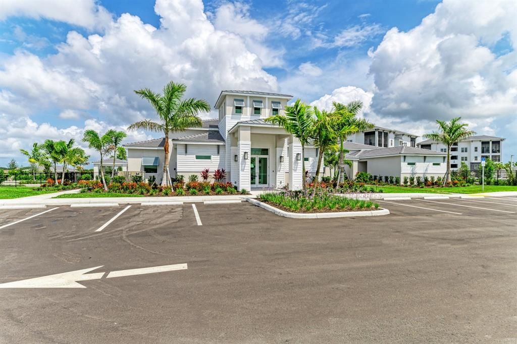 For Rent: $6,000 (3 beds, 2 baths, 2661 Square Feet)