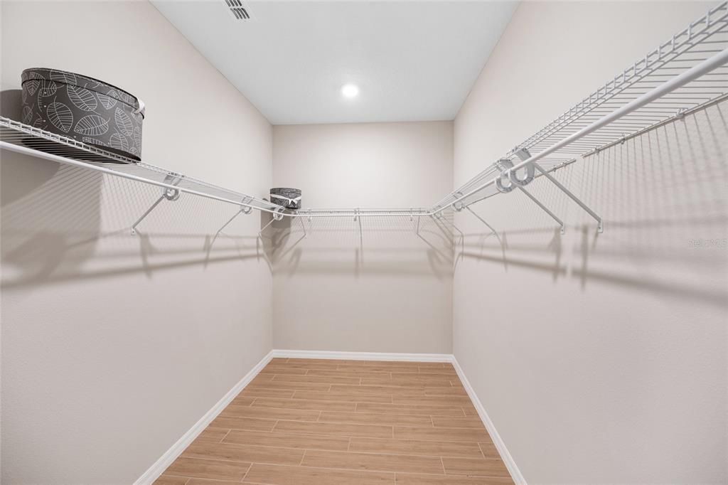 En Venta: $439,750 (3 camas, 2 baños, 2963 Pies cuadrados)