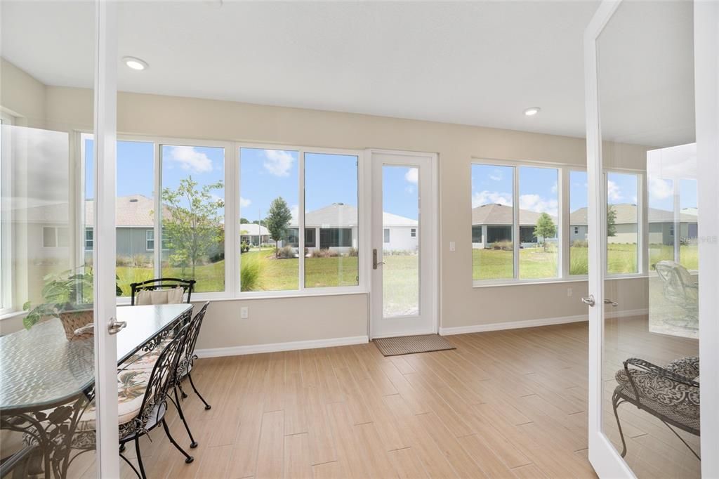 En Venta: $439,750 (3 camas, 2 baños, 2963 Pies cuadrados)