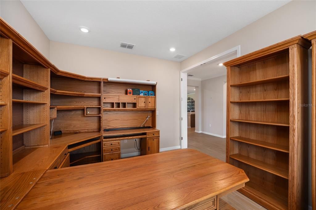 En Venta: $439,750 (3 camas, 2 baños, 2963 Pies cuadrados)