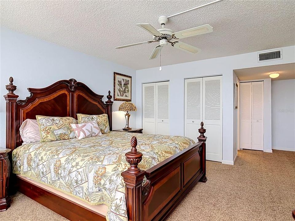 For Sale: $499,900 (3 beds, 2 baths, 1619 Square Feet)