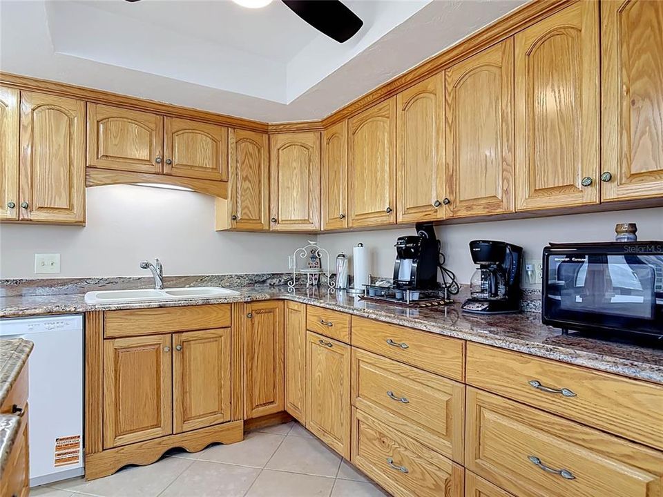 For Sale: $499,900 (3 beds, 2 baths, 1619 Square Feet)