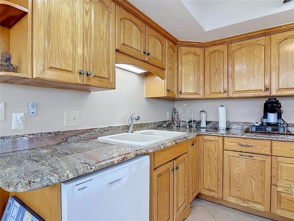 For Sale: $499,900 (3 beds, 2 baths, 1619 Square Feet)