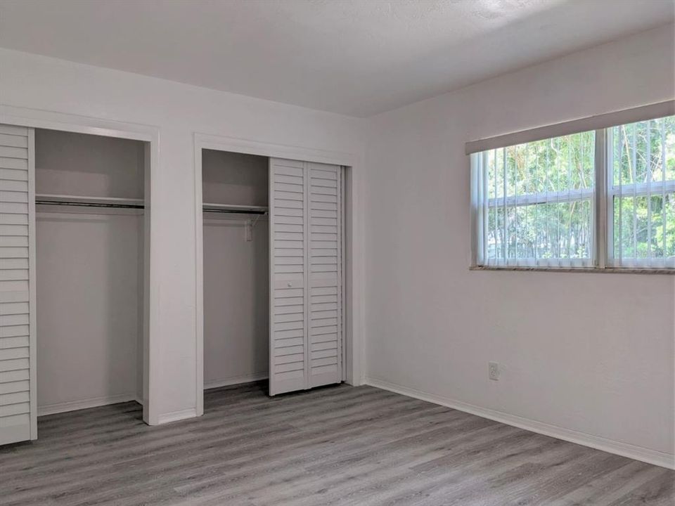 For Rent: $1,250 (1 beds, 1 baths, 725 Square Feet)