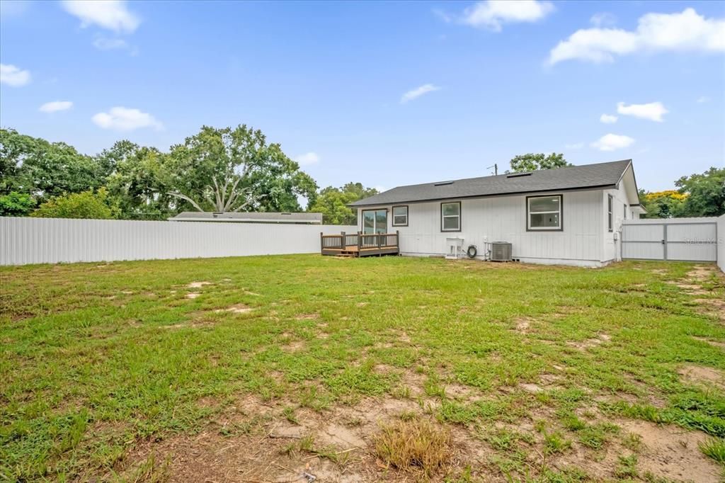 For Rent: $2,000 (3 beds, 2 baths, 1120 Square Feet)