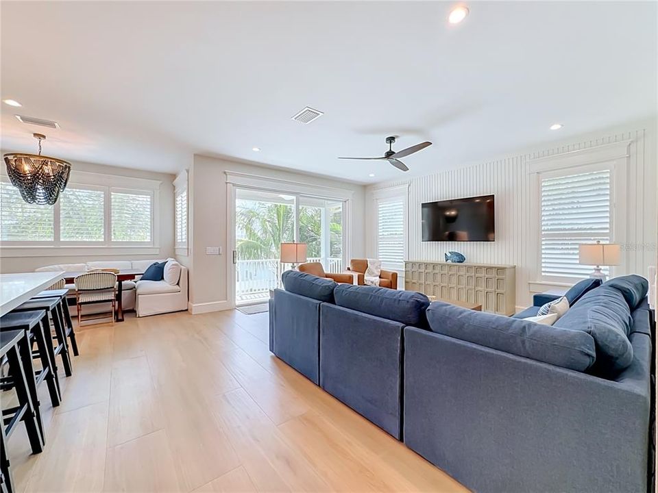 En Venta: $2,950,000 (4 camas, 4 baños, 2325 Pies cuadrados)