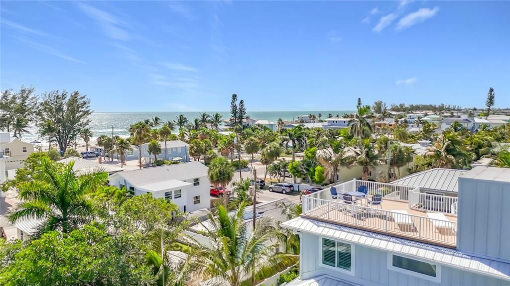 En Venta: $2,950,000 (4 camas, 4 baños, 2325 Pies cuadrados)