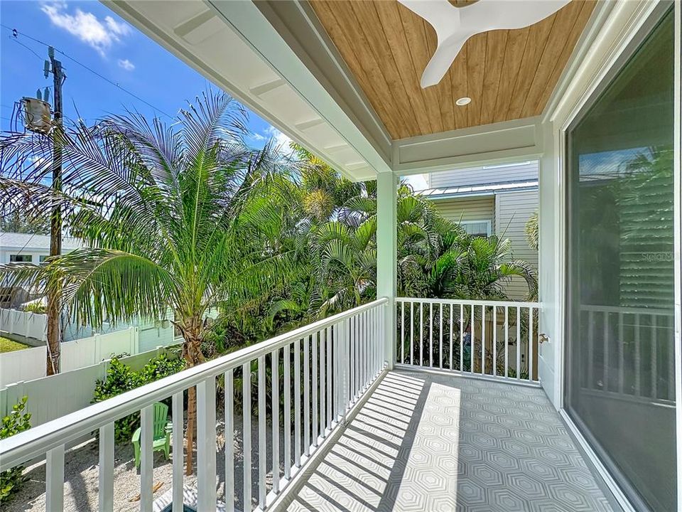 En Venta: $2,950,000 (4 camas, 4 baños, 2325 Pies cuadrados)