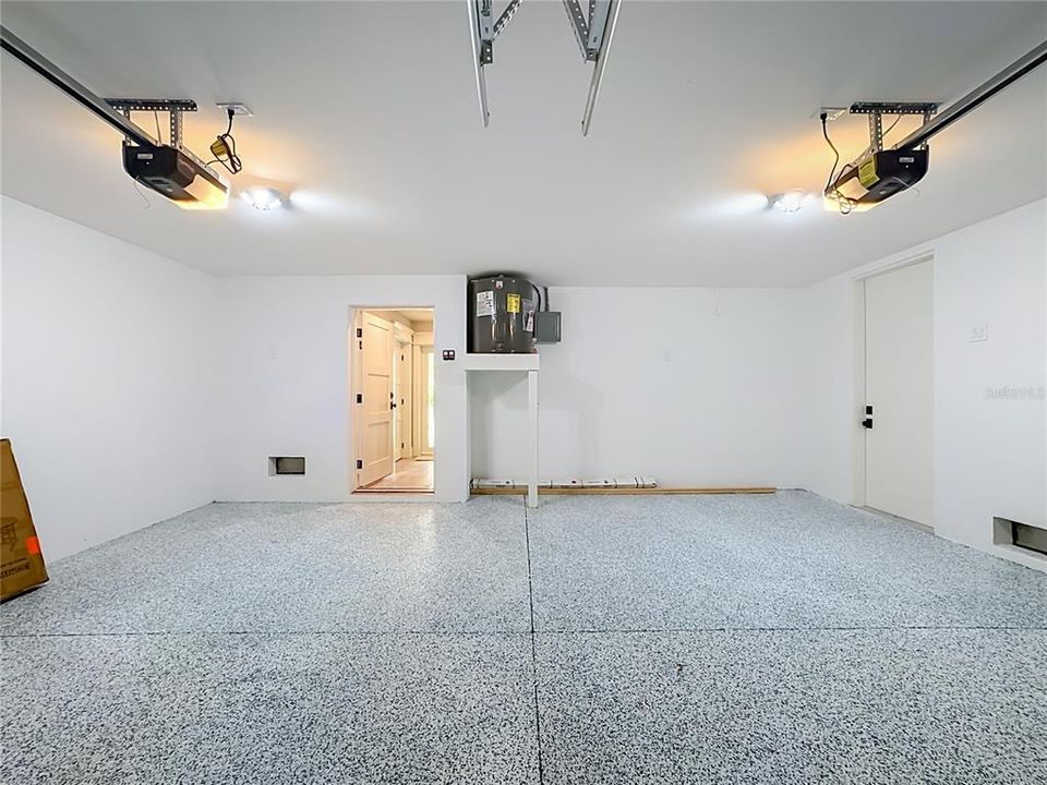 En Venta: $2,950,000 (4 camas, 4 baños, 2325 Pies cuadrados)