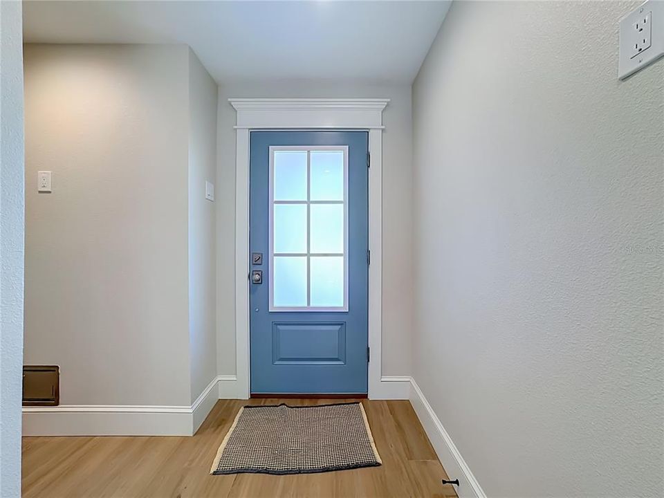 En Venta: $2,950,000 (4 camas, 4 baños, 2325 Pies cuadrados)