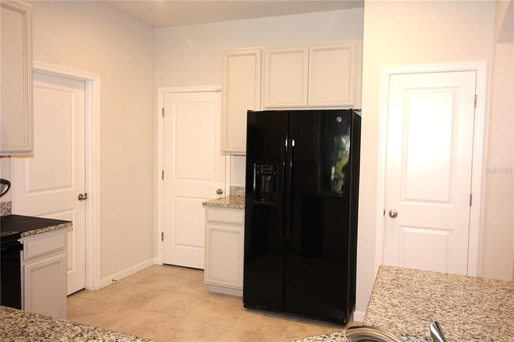 For Sale: $369,900 (3 beds, 2 baths, 1860 Square Feet)