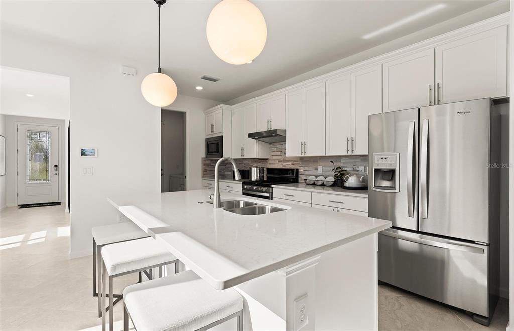 For Sale: $496,700 (2 beds, 2 baths, 1655 Square Feet)