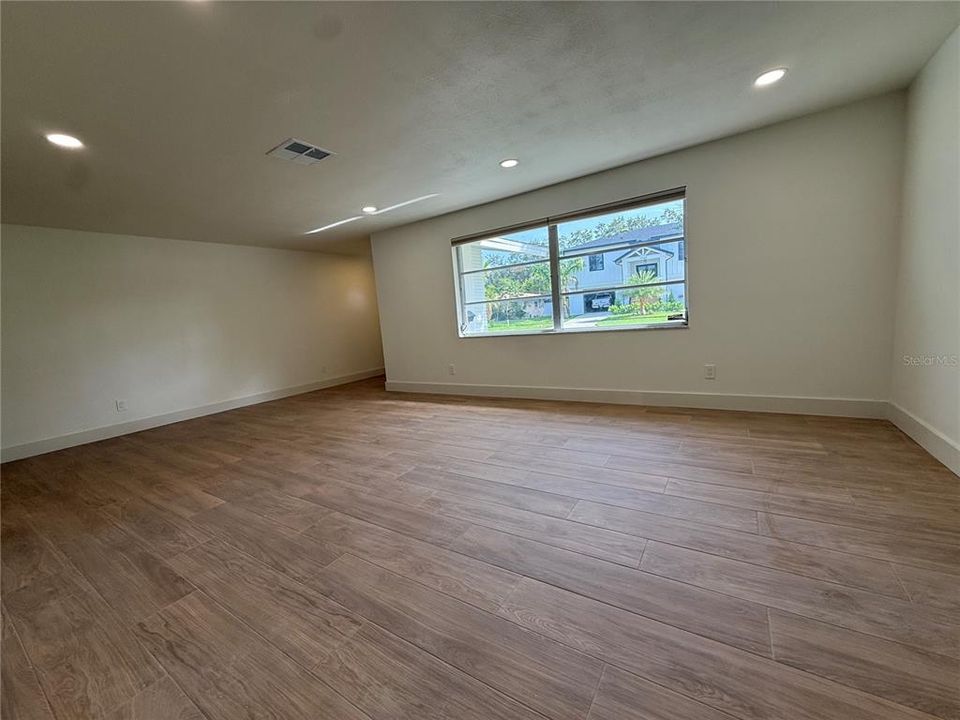 En Renta: $4,500 (3 camas, 2 baños, 1700 Pies cuadrados)