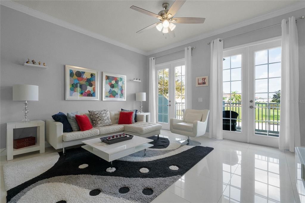 For Sale: $318,900 (3 beds, 2 baths, 1472 Square Feet)