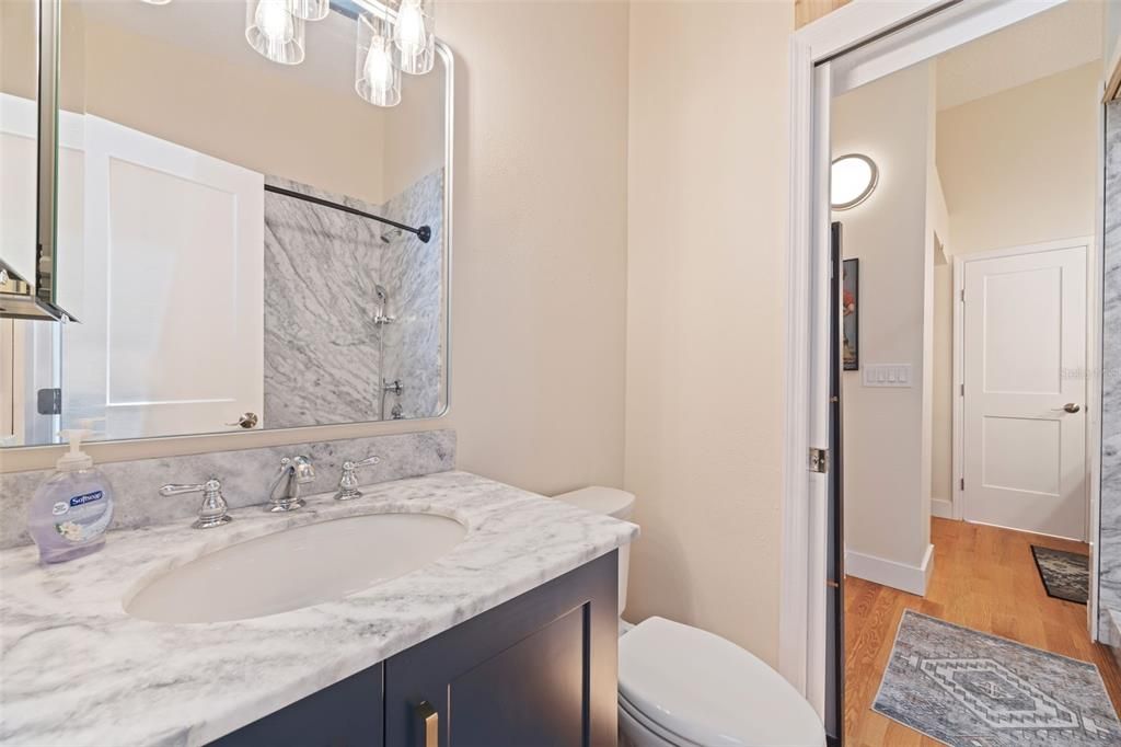 For Sale: $799,000 (3 beds, 3 baths, 1585 Square Feet)