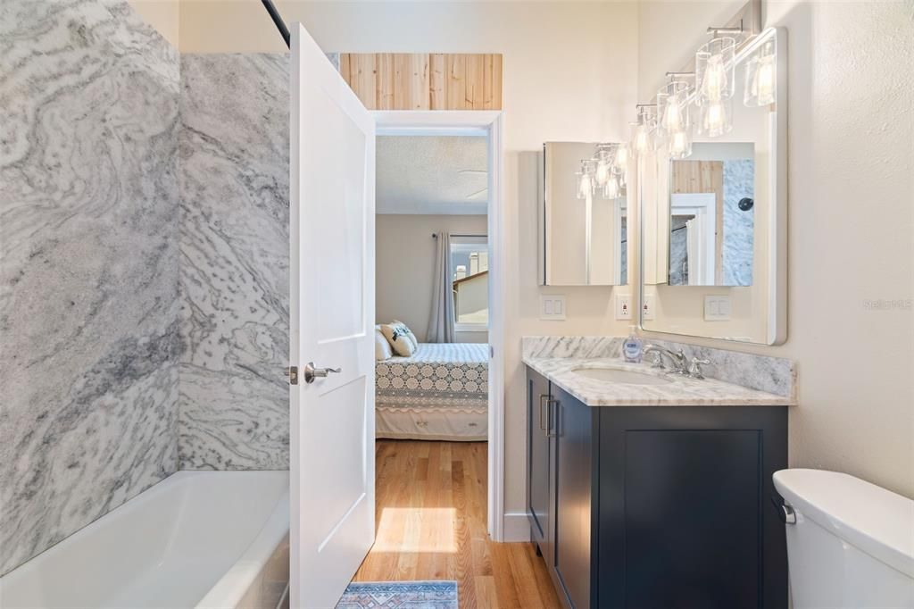 For Sale: $799,000 (3 beds, 3 baths, 1585 Square Feet)