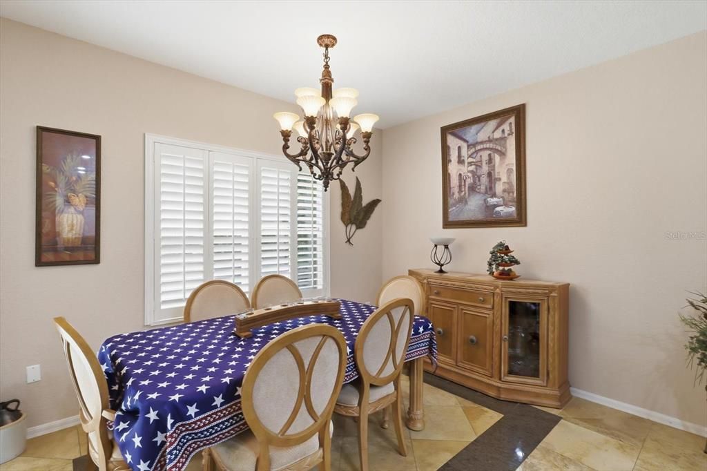 For Sale: $299,900 (3 beds, 2 baths, 1627 Square Feet)