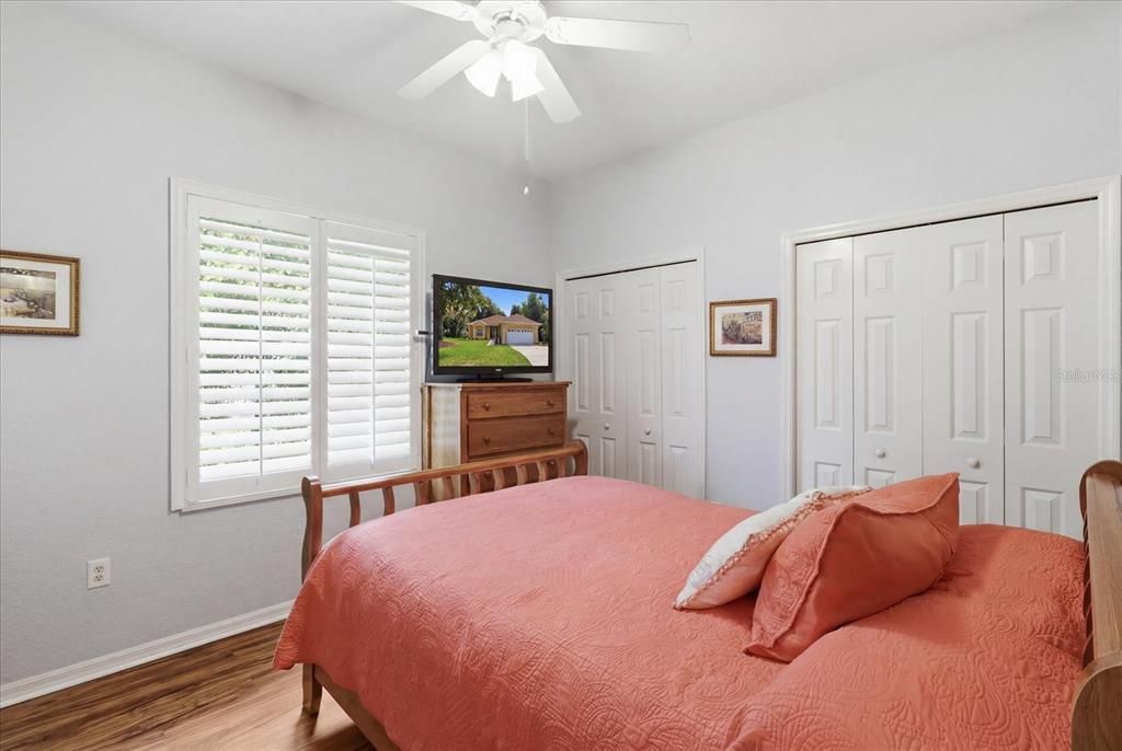 For Sale: $299,900 (3 beds, 2 baths, 1627 Square Feet)