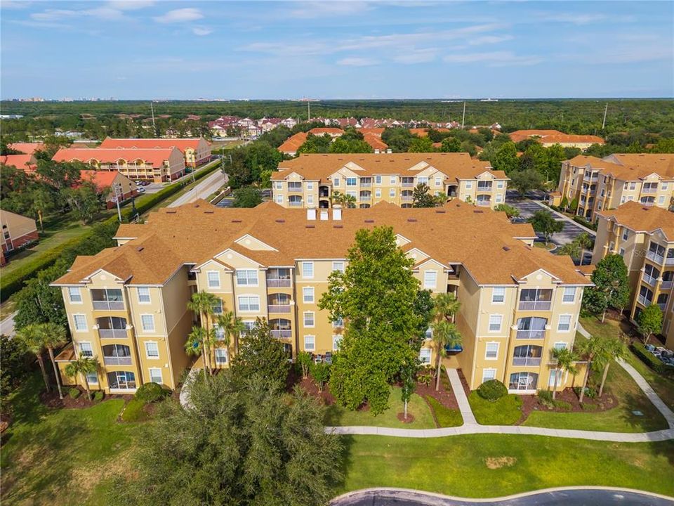 For Sale: $325,000 (3 beds, 2 baths, 1450 Square Feet)