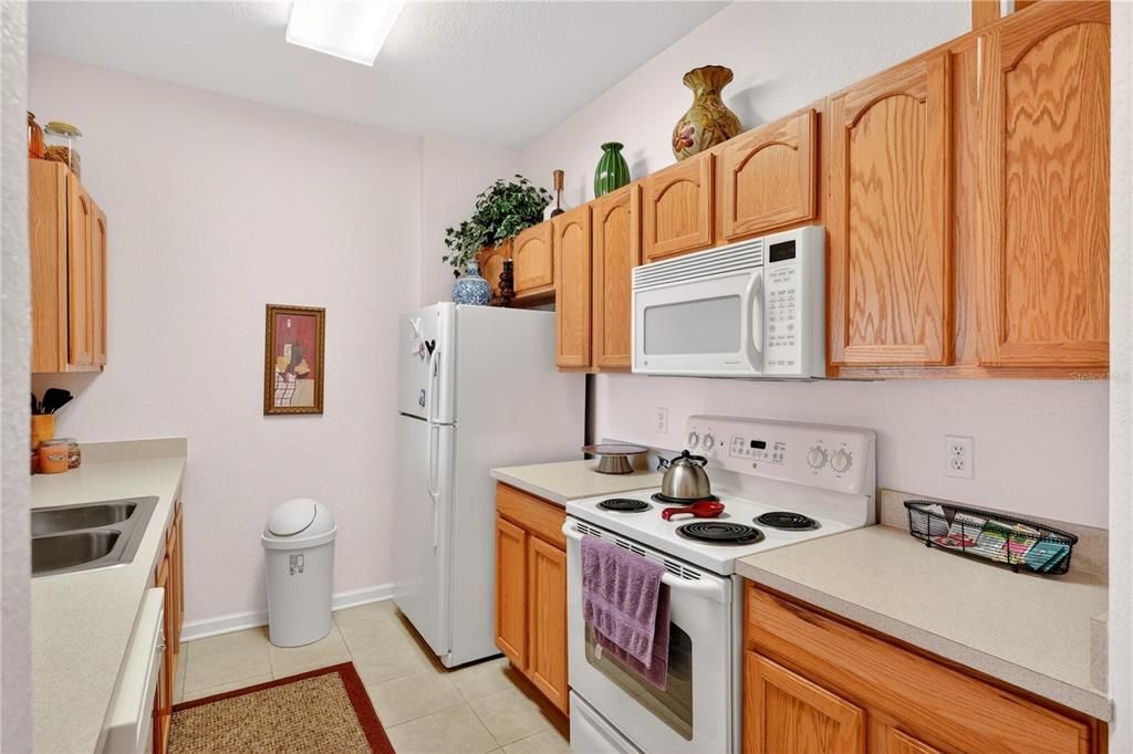 For Sale: $325,000 (3 beds, 2 baths, 1450 Square Feet)