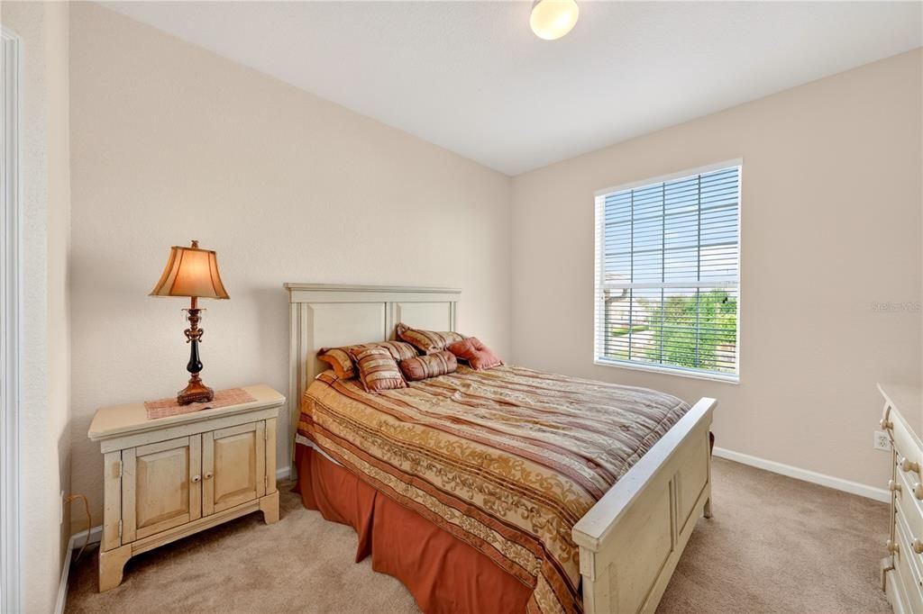 For Sale: $325,000 (3 beds, 2 baths, 1450 Square Feet)
