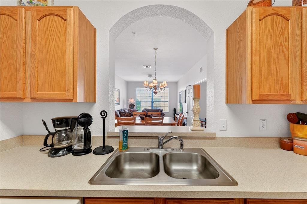 For Sale: $325,000 (3 beds, 2 baths, 1450 Square Feet)