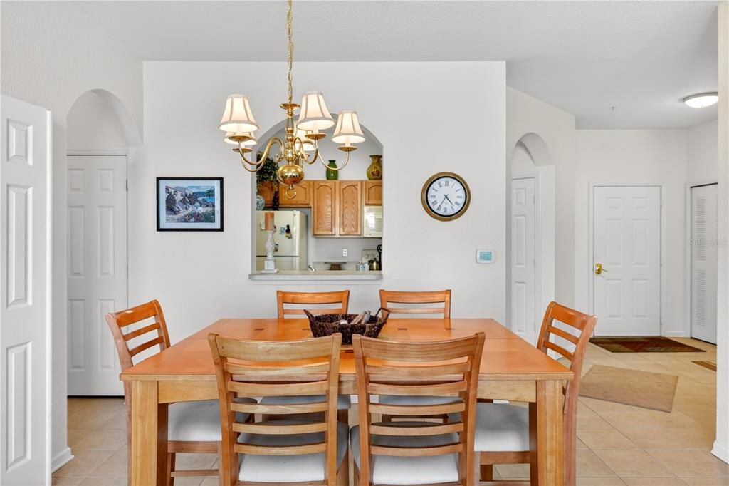 For Sale: $325,000 (3 beds, 2 baths, 1450 Square Feet)