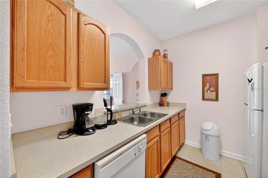 For Sale: $325,000 (3 beds, 2 baths, 1450 Square Feet)