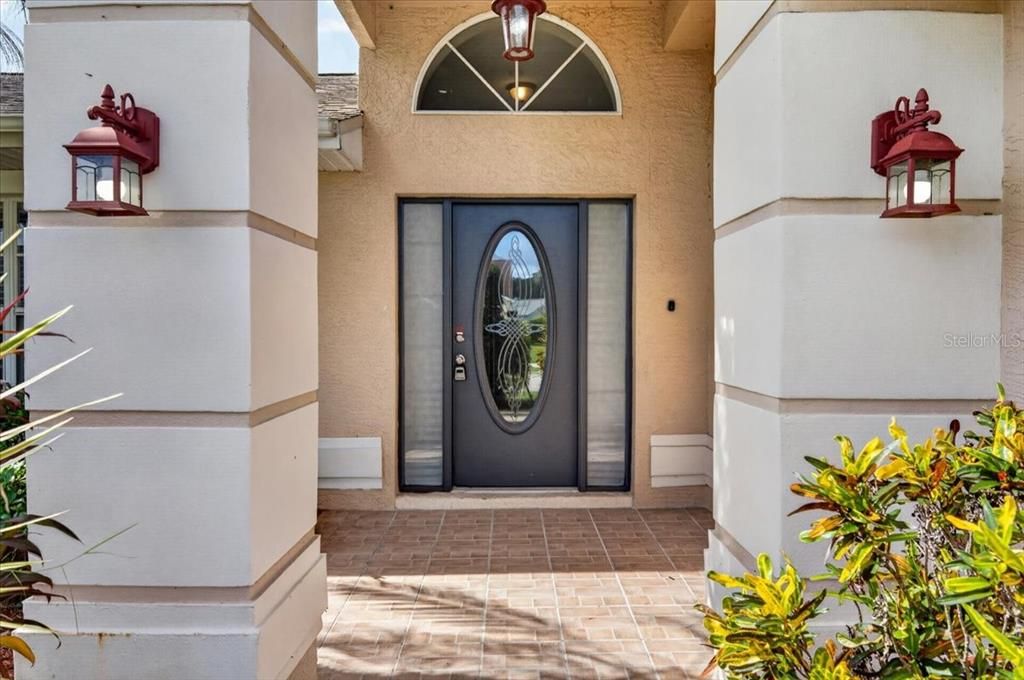 For Sale: $565,000 (3 beds, 2 baths, 2065 Square Feet)