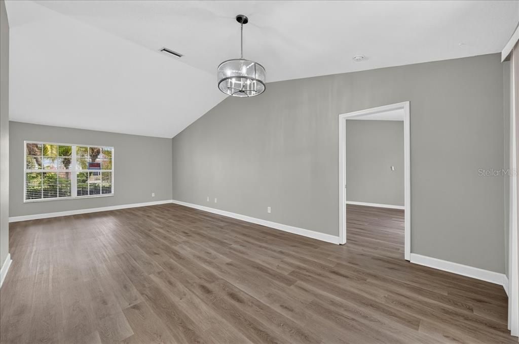 For Sale: $565,000 (3 beds, 2 baths, 2065 Square Feet)