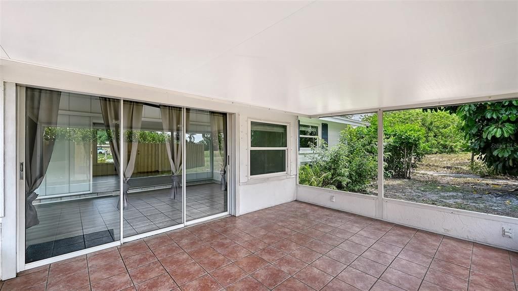 For Rent: $2,595 (2 beds, 2 baths, 1573 Square Feet)