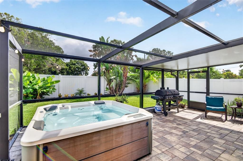 For Sale: $410,000 (4 beds, 2 baths, 1935 Square Feet)
