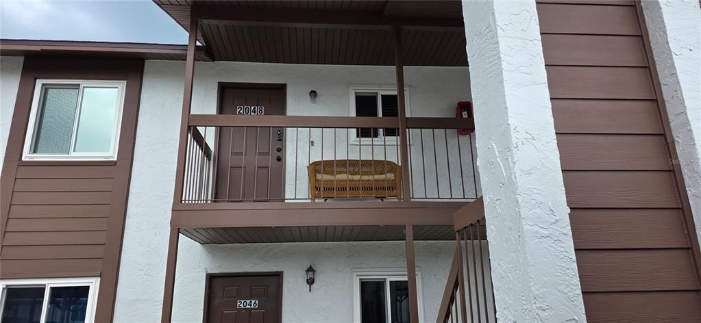 For Sale: $132,900 (2 beds, 2 baths, 864 Square Feet)