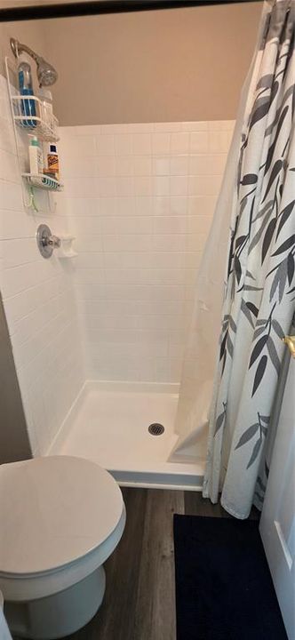 For Sale: $132,900 (2 beds, 2 baths, 864 Square Feet)