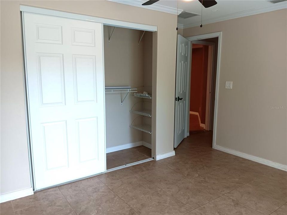 For Rent: $2,275 (2 beds, 2 baths, 1013 Square Feet)
