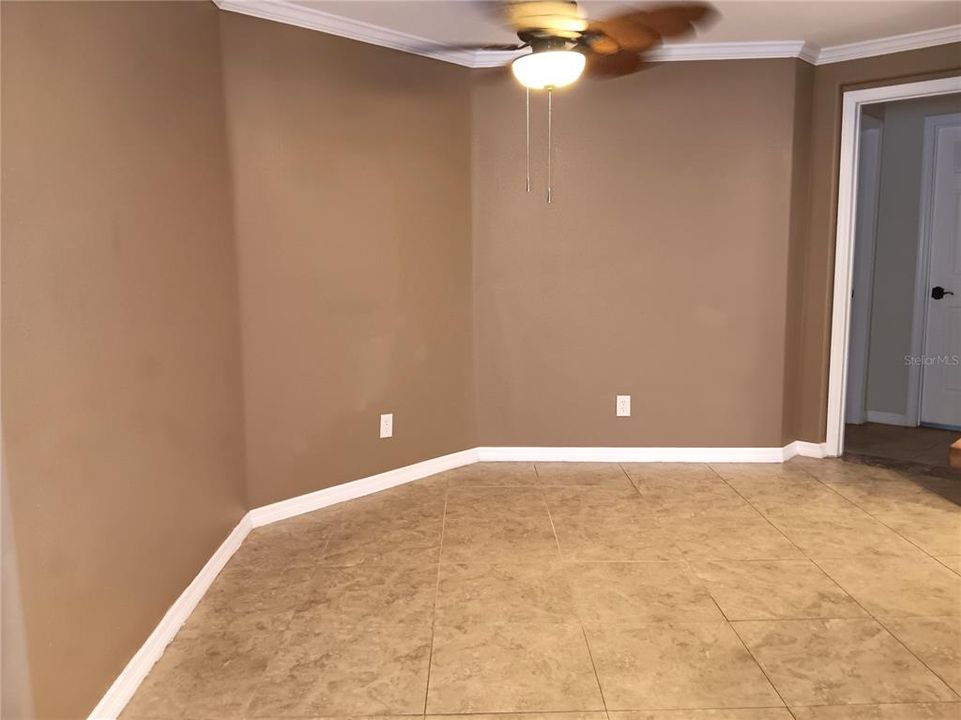 For Rent: $2,275 (2 beds, 2 baths, 1013 Square Feet)