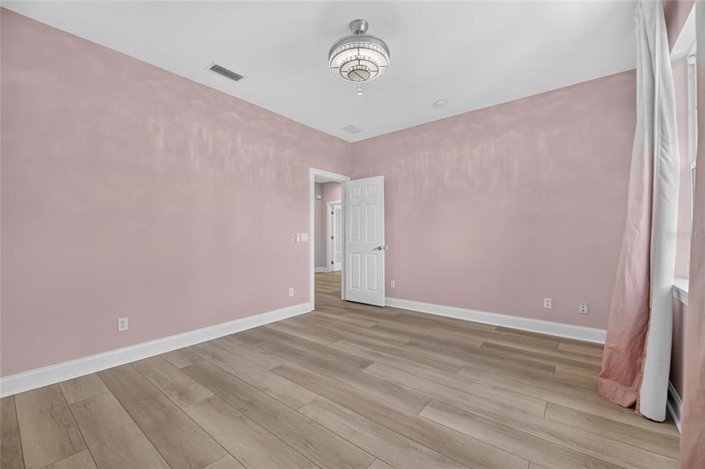 В аренду: $3,500 (4 спален, 2 ванн, 2647 Квадратных фут)