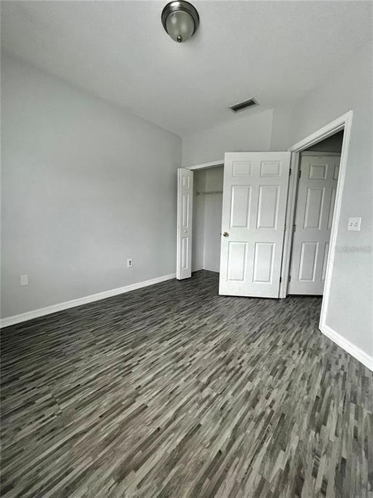 В аренду: $1,900 (3 спален, 2 ванн, 1151 Квадратных фут)