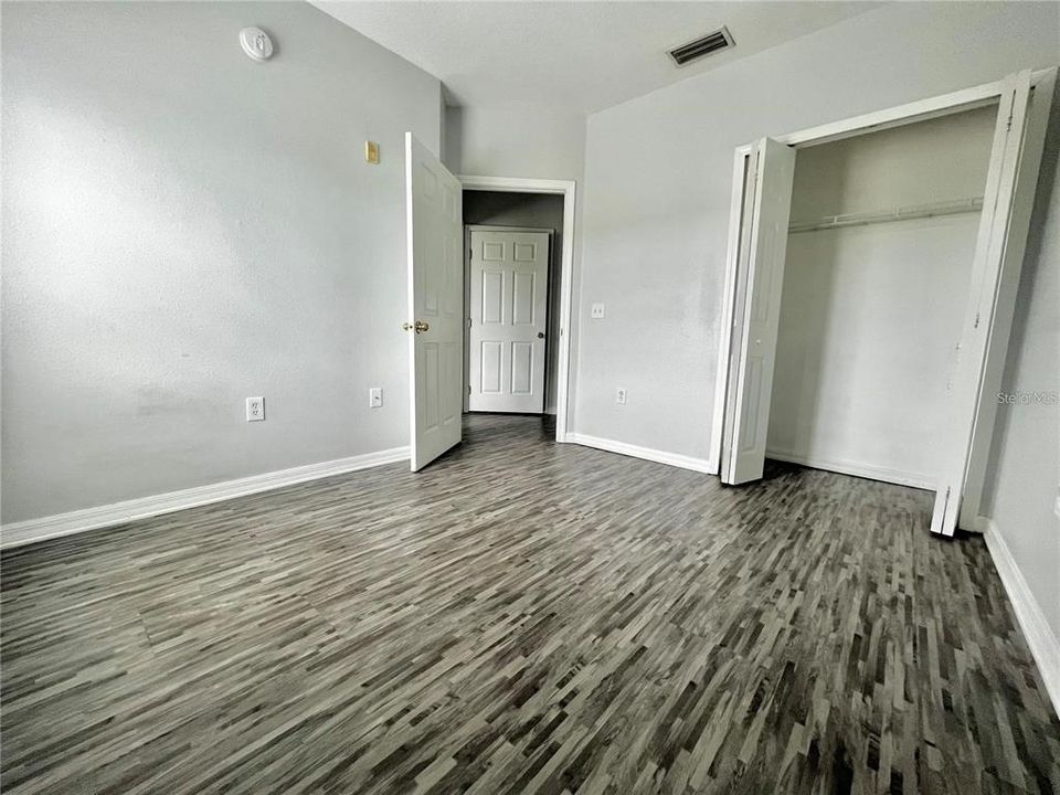 В аренду: $1,900 (3 спален, 2 ванн, 1151 Квадратных фут)