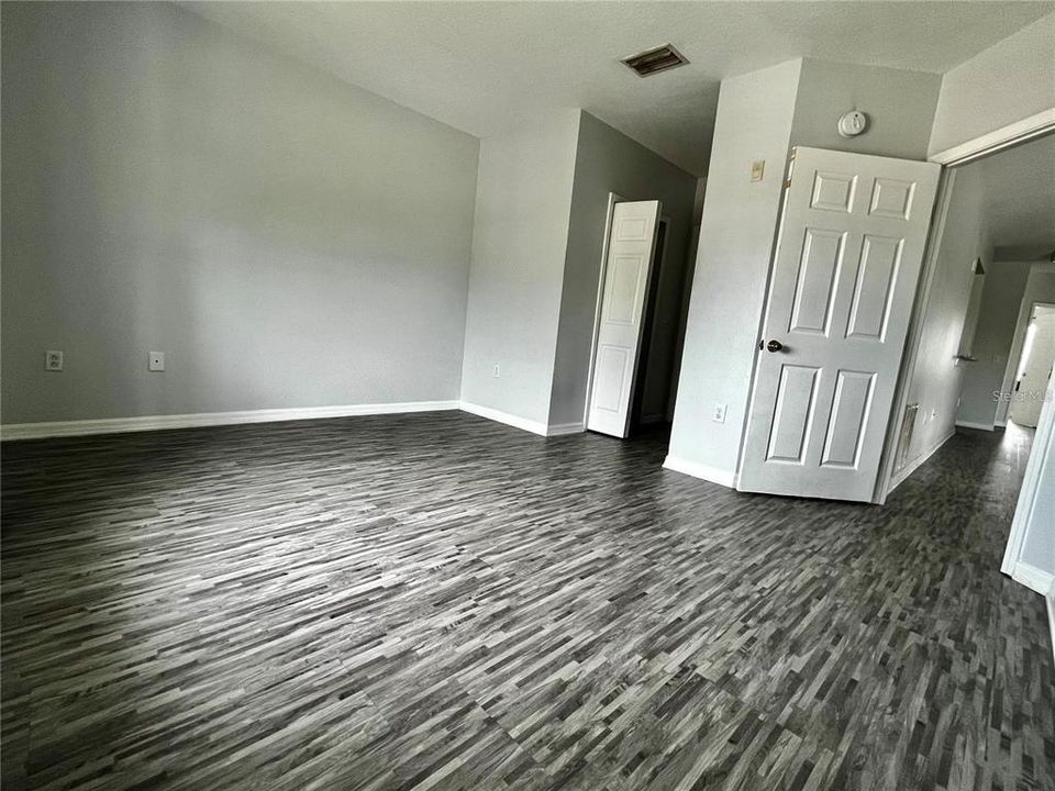 В аренду: $1,900 (3 спален, 2 ванн, 1151 Квадратных фут)