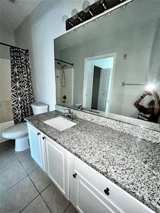 В аренду: $1,900 (3 спален, 2 ванн, 1151 Квадратных фут)