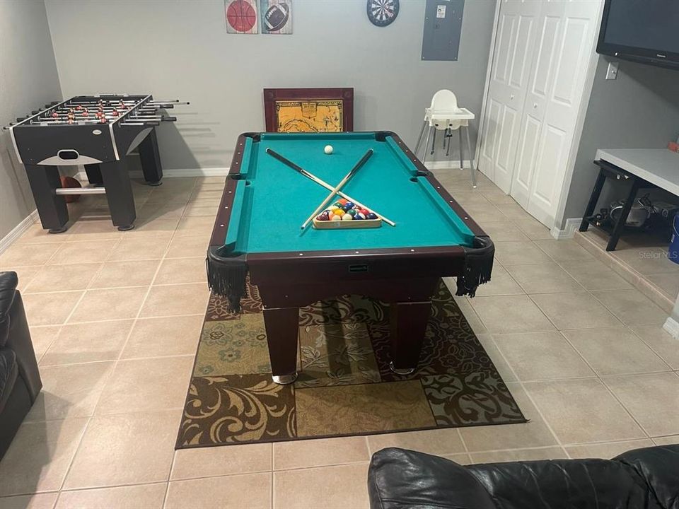 For Rent: $2,500 (5 beds, 3 baths, 1940 Square Feet)