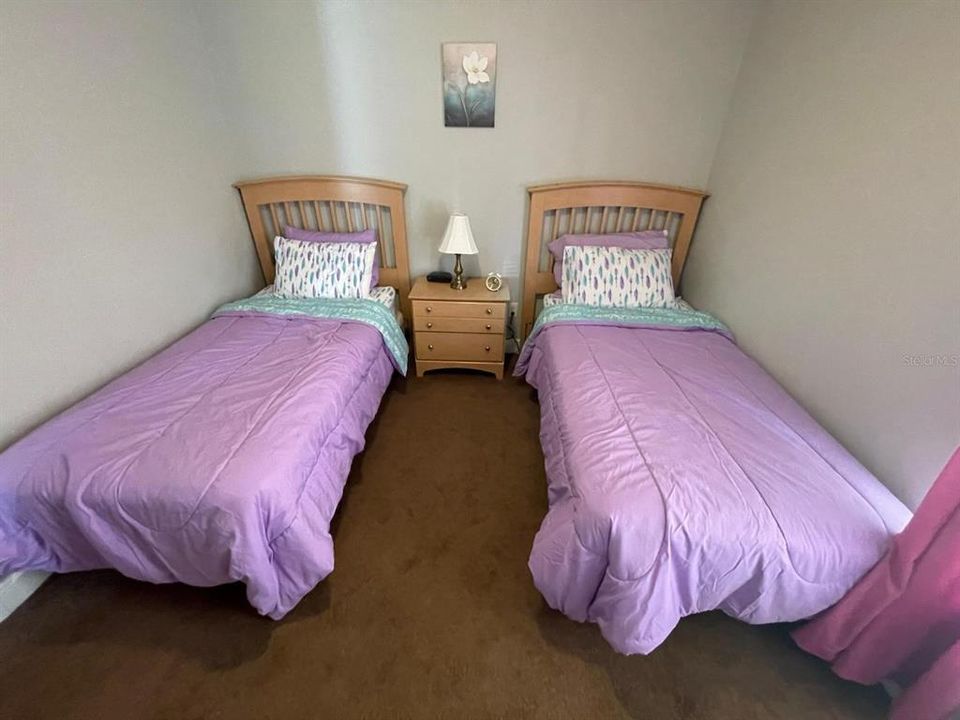 For Rent: $2,500 (5 beds, 3 baths, 1940 Square Feet)
